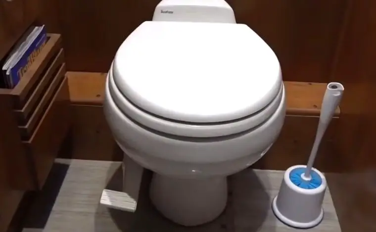 rv toilet maintenance