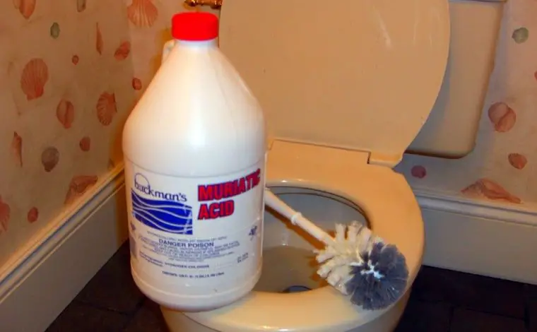 Can muriatic acid be used for clogged drains