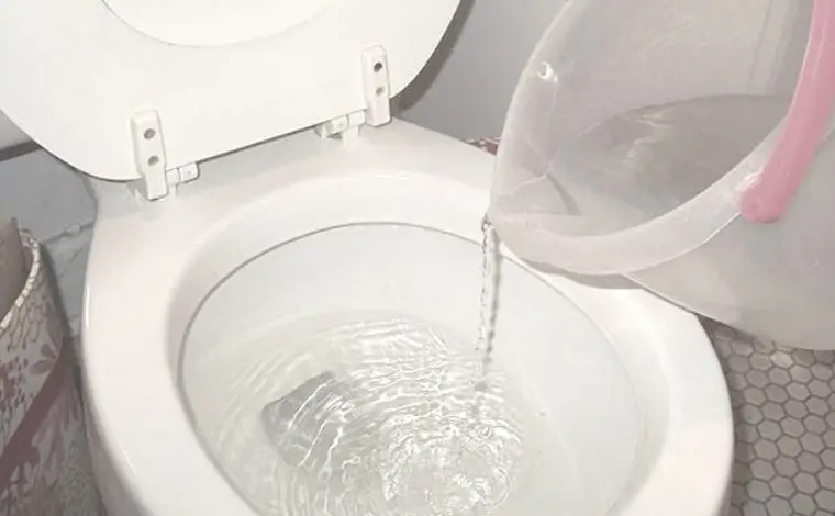 hot water in toilet bowl