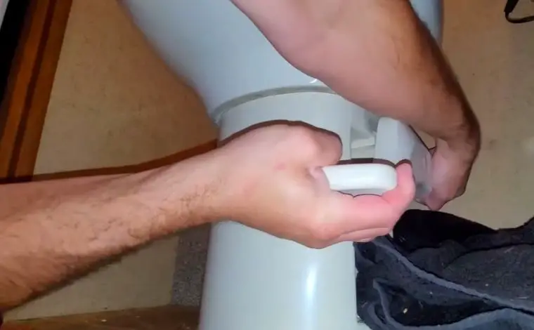 rv toilet flush valve leaking